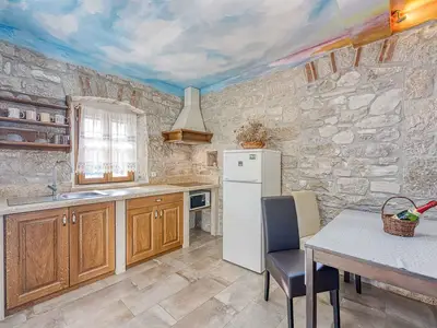 Ferienwohnung für 3 Personen (34 m²) in Zbandaj 8/10