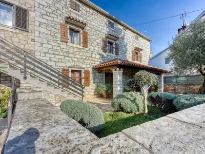 Ferienwohnung für 4 Personen (75 m²) in Zbandaj 2/10