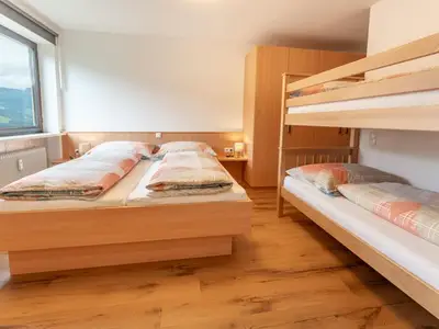 Ferienwohnung für 4 Personen (50 m²) in Raggal 3/10