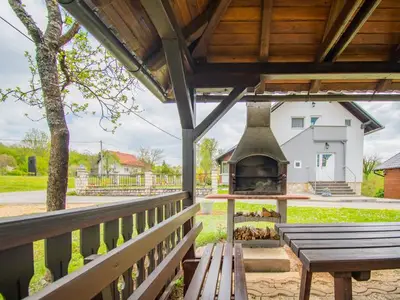 Ferienwohnung für 3 Personen in Rakovica 10/10