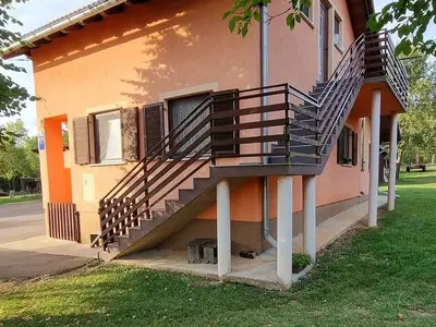 Ferienwohnung für 4 Personen in Rakovica 1/10