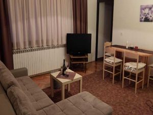 24058754-Ferienwohnung-4-Rakovica-300x225-2