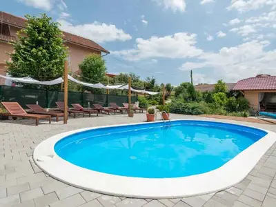 Ferienwohnung für 2 Personen (35 m²) in Rakovica 1/10