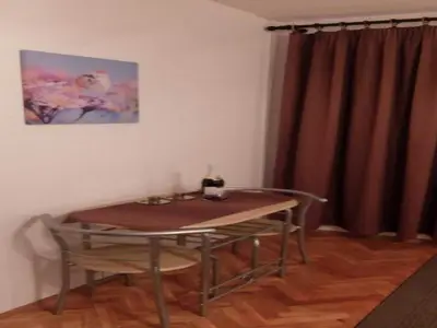 DiningRoom