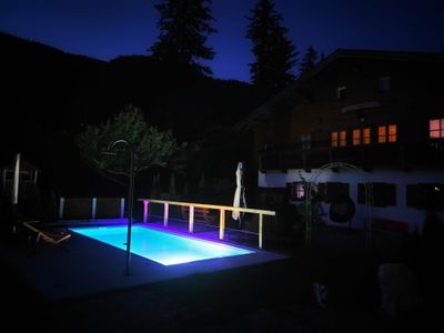 Pool Nacht