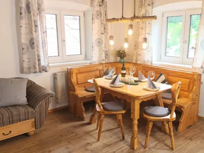 Wohnzimmer mit Essbereich Fewo Rosi
