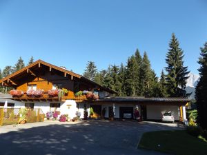 22359689-Ferienwohnung-5-Ramsau am Dachstein-300x225-4