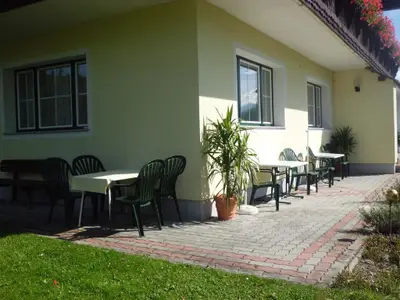 Garten mit Terrasse