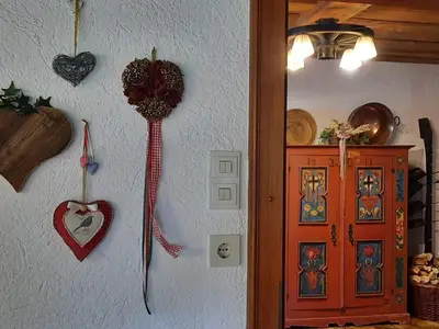 Blick vom Frühstücksraum ins Vorhaus