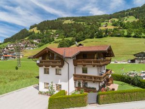 Ferienwohnung für 7 Personen (90 m²) in Ramsau im Zillertal