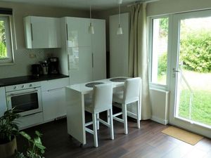 23970014-Ferienwohnung-2-Randersacker-300x225-0