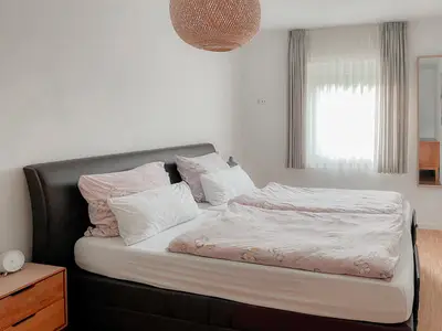 Ferienwohnung 16 - Schlafzimmer