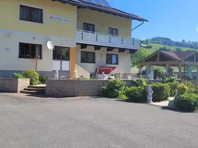 Ferienwohnung für 4 Personen (100 m²) in Ranten 5/10