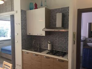 23300277-Ferienwohnung-4-Rapallo-300x225-3