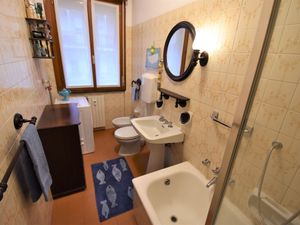 23836792-Ferienwohnung-4-Rapallo-300x225-5