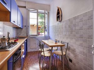 23476975-Ferienwohnung-4-Rapallo-300x225-5