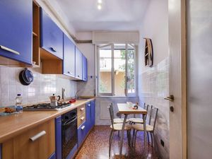 23476975-Ferienwohnung-4-Rapallo-300x225-1