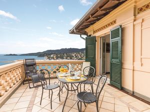 Ferienwohnung für 6 Personen (130 m²) in Rapallo