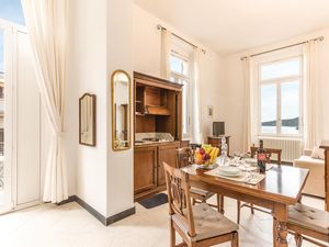 23732834-Ferienwohnung-4-Rapallo-300x225-4