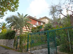 23845302-Ferienwohnung-6-Rapallo-300x225-0