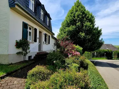 Land-Ferienhaus Martha, Rascheid, Frontansicht.