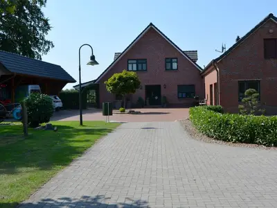 Ferienwohnung für 3 Personen (58 m²) in Rastede 1/10