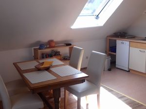 22077483-Ferienwohnung-4-Rauhenebrach-300x225-5