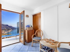 22386523-Ferienwohnung-8-Ravello-300x225-5