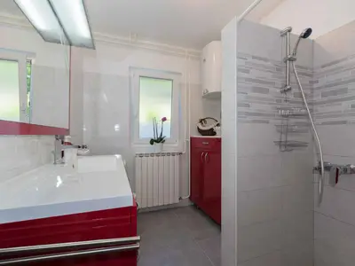 Ferienwohnung für 2 Personen (40 m²) in Ravni 9/10