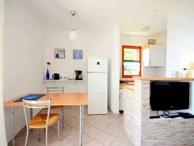 Ferienwohnung für 3 Personen (36 m²) in Ravni 10/10