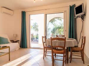 23860613-Ferienwohnung-4-Rayol-Canadel-sur-Mer-300x225-1