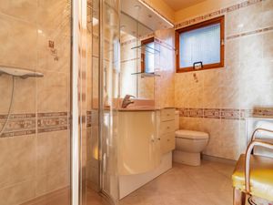 23860613-Ferienwohnung-4-Rayol-Canadel-sur-Mer-300x225-5