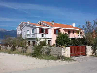 Ferienwohnung für 7 Personen in Ražanac 2/10