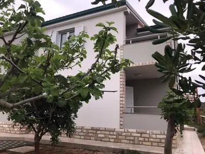 Ferienwohnung für 4 Personen (50 m²) in Razanac 9/10