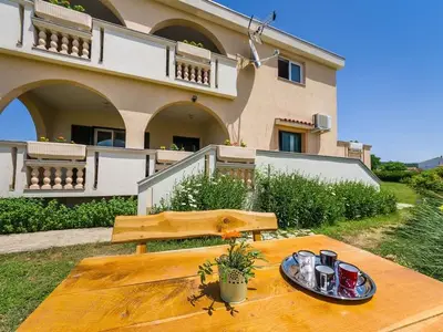 Ferienwohnung für 4 Personen in Ražanac 3/10