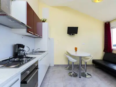 Ferienwohnung für 4 Personen (40 m²) in Ražanj 6/10