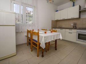 Ferienwohnung für 5 Personen (70 m²) in Ražanj