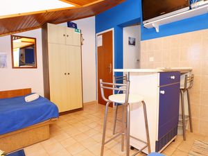 23927727-Ferienwohnung-4-Račišće-300x225-4