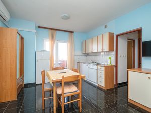 18321935-Ferienwohnung-4-Ražanac-300x225-3