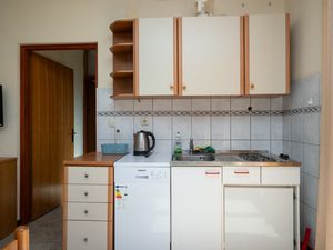 18321990-Ferienwohnung-4-Ražanac-300x225-5