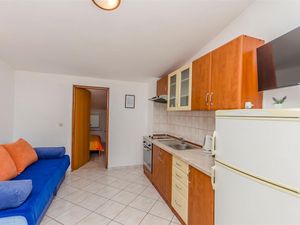 19209059-Ferienwohnung-2-Ražanac-300x225-4