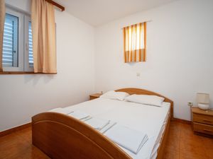 23540349-Ferienwohnung-6-Ražanac-300x225-0