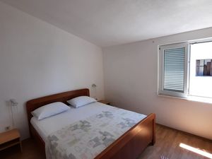 23927598-Ferienwohnung-5-Ražanj-300x225-3