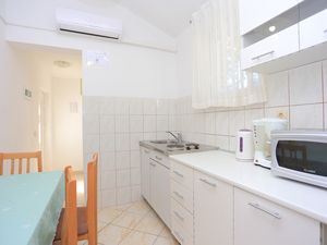 23932885-Ferienwohnung-2-Ražanj-300x225-4