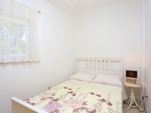 23932885-Ferienwohnung-2-Ražanj-300x225-5