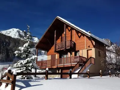 Ferienwohnung für 13 Personen (120 m²) in Réallon 1/10