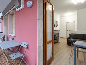 23758524-Ferienwohnung-5-Recco-300x225-1