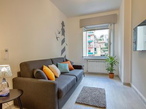 24002857-Ferienwohnung-4-Recco-300x225-5