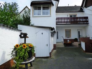 23325218-Ferienwohnung-2-Rech-300x225-1