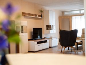 23887086-Ferienwohnung-4-Rechlin-300x225-1